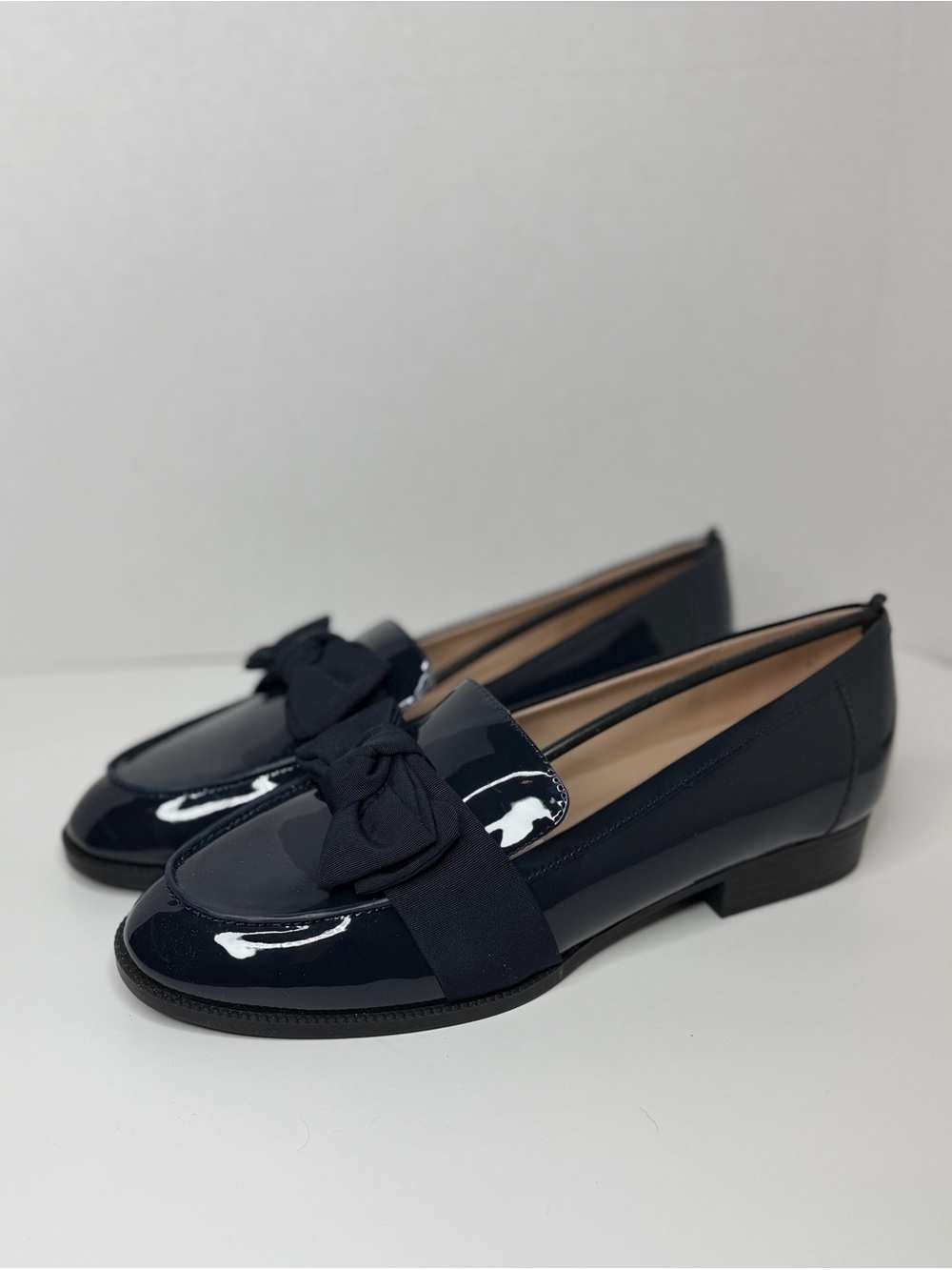 Bandolino Womens Lindio Bows Loafer